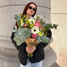 Įkelti vaizdą į galerijos rodinį, Puokštė „Žiedų džiaugsmas"