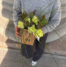 Įkelti vaizdą į galerijos rodinį, Puokštė „Gaiva"