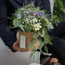 Įkelti vaizdą į galerijos rodinį, M dydžio puokščių prenumerata „Tobulas balansas"