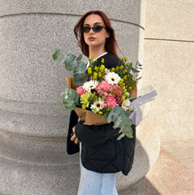 Įkelti vaizdą į galerijos rodinį, Puokštė „Žiedų džiaugsmas"