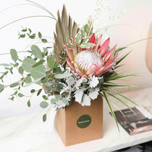 Įkelti vaizdą į galerijos rodinį, Gėlių krepšelis „Egzotikos įkvėpimas“