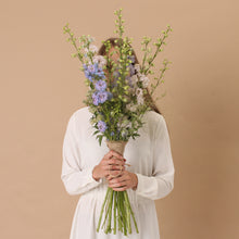 Įkelti vaizdą į galerijos rodinį, Puokštė „Vasaros pasaka“ - botanikas