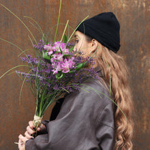 Įkelti vaizdą į galerijos rodinį, Puokštė „Paslaptinga elegancija“ - botanikas